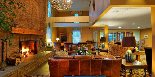 Lobby & Fireplace - The Pointe Hotel at Castle Hill Resort - Proctorsville, VT