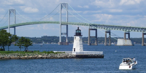 Newport's Pell Bridge & Goat Island Lighthouse
