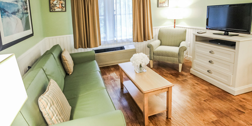 Living Area - Holly Tree Resort - West Yarmouth, MA