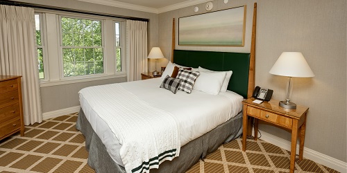 Junior Suite Bedroom - Hanover Inn - Hanover, NH