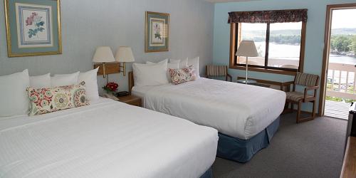 Inn Double Room - Naswa Resort - Laconia, NH