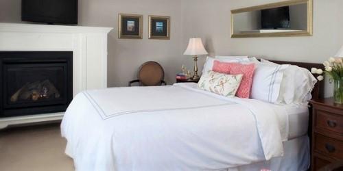 Cape Neddick Room - Brewster House - Freeport, ME