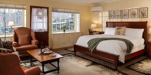 Village Presidential Suite Window View - Grafton Inn - Grafton, VT