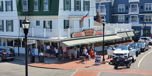 Goldenrod Restaurant at Short Sands Beach - Cape Neddick, ME - Photo Credit Google Maps