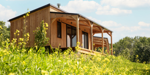 Cabins, Cottages & Guest Houses