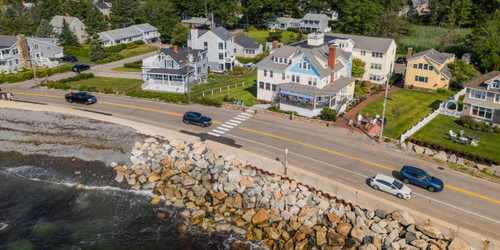 Waterfront Lodging